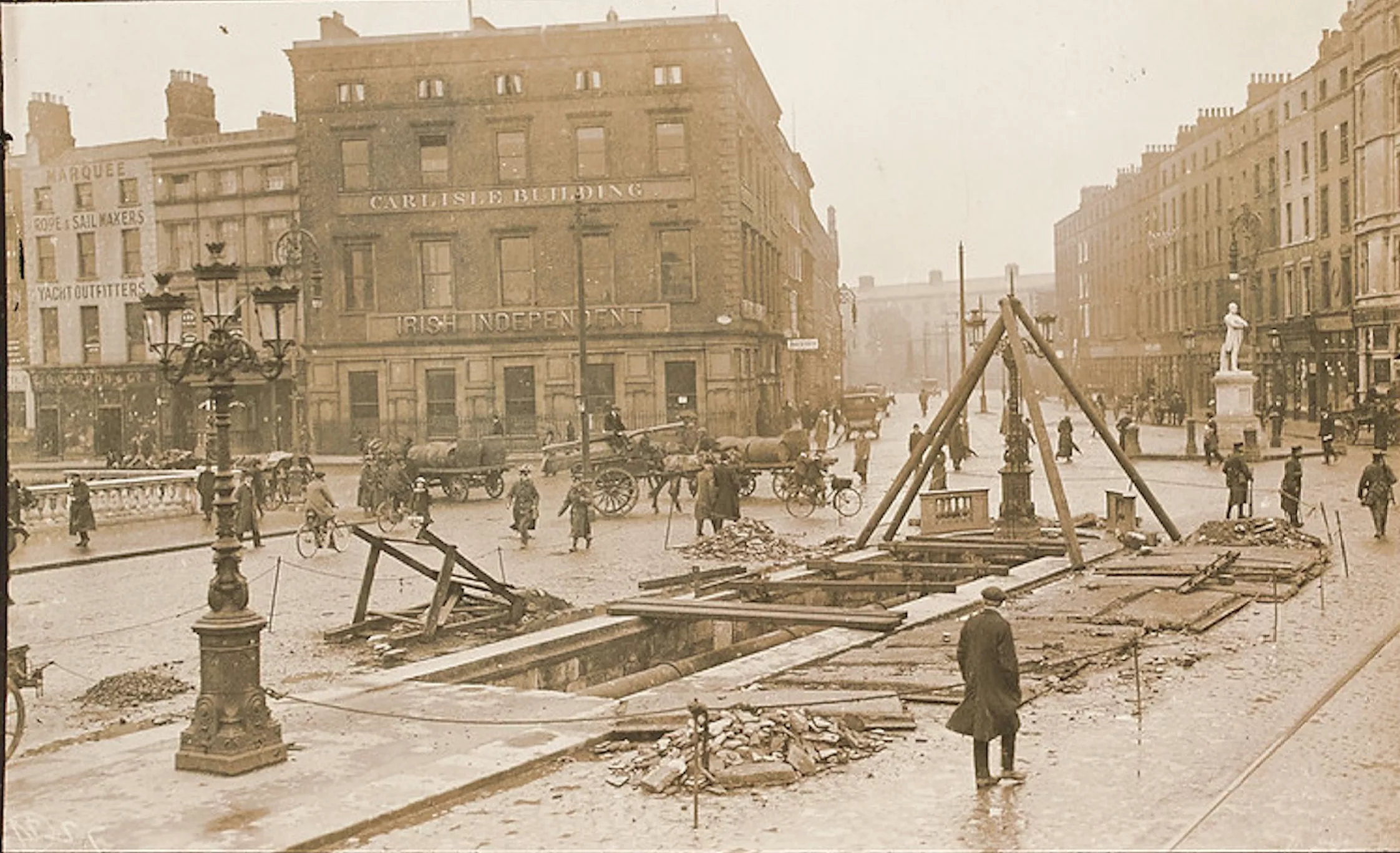 1916